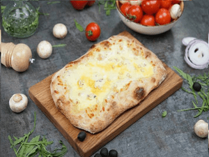 Пинса Четыре сыра