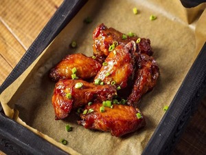 Куриные крылышки BBQ в глазури