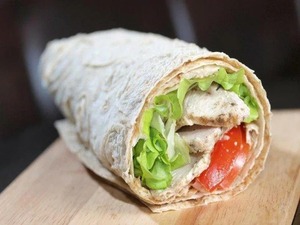 Ролл с курицей
