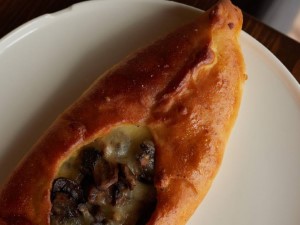 Хаджари с грибами